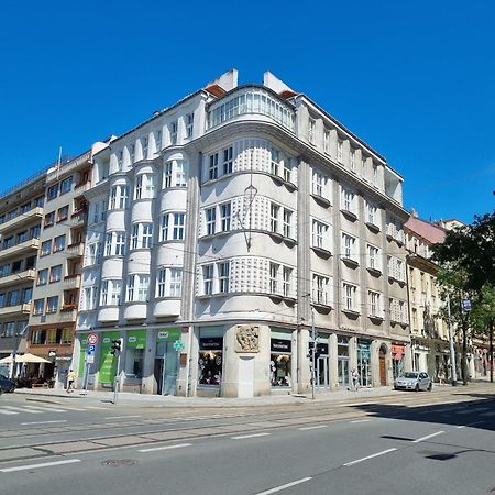 Oasis Apartments At Charles Square Prague Ngoại thất bức ảnh